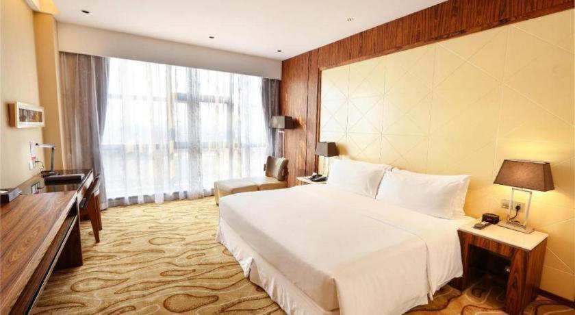 Ramada Plaza Huizhou East Hotel Exterior photo